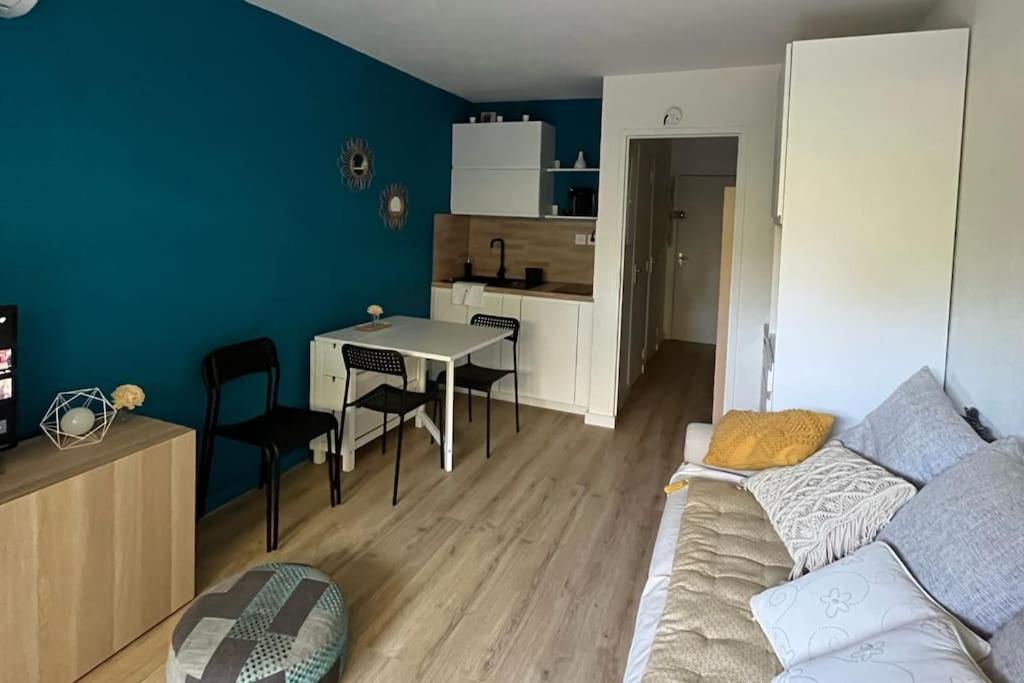 Studio Bord De Mer Boulouris A Saint Raphael المظهر الخارجي الصورة